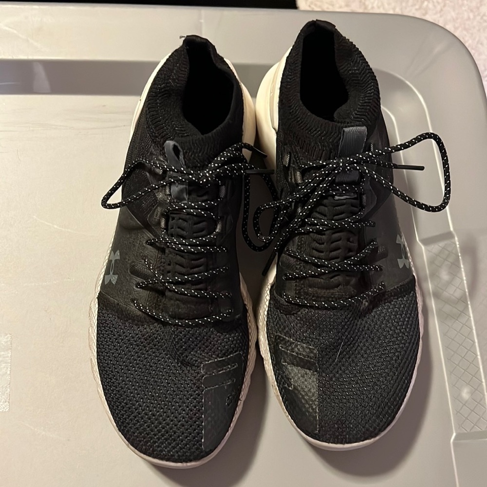 Kids Under Armour Rock HOVR sneakers Size 6Y